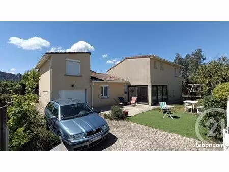 maison 6 pièces 140 m²