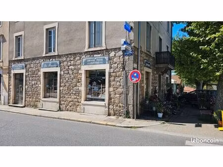 vend droit au bail pour cause départ à la retraite – local commercial 108 m² + cave – cœur