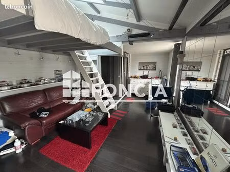 studio 1 pièce 31 m²