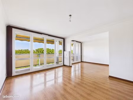 appartement 4 pièces 81 m²