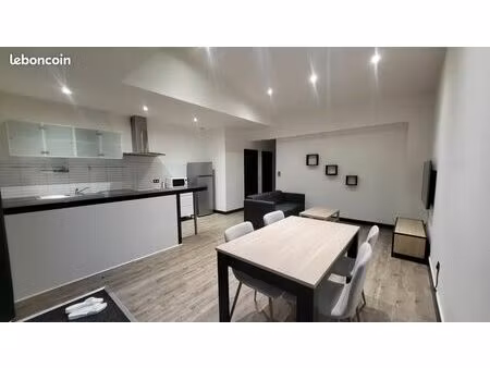 t2 - 54 m² + 2 places parking – sans voisin au-dessus – lumineux – dpe c – 128 000