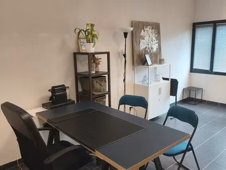 bureau 15m²