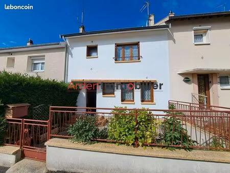 maison 4 pièces 70 m²