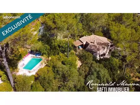 maison 7 pièces 210 m²