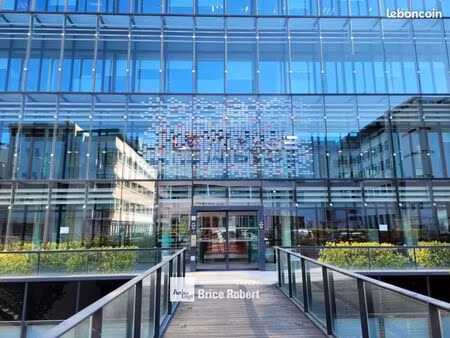 bureaux 326 m²