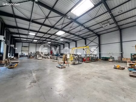 local d'activité 2 000 m²