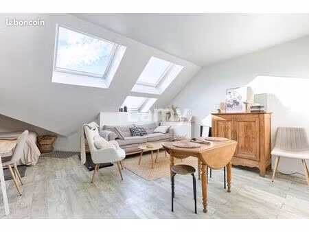 appartement 24/32 m2 avec parking