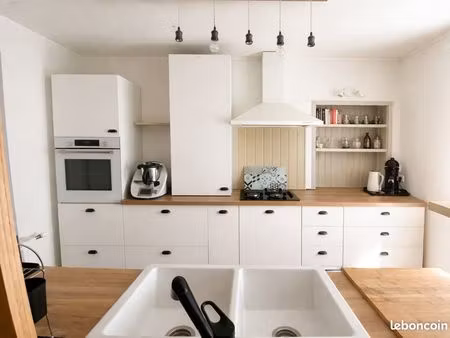 ? grand appartement 100 m² + suite parentale + mezzanine + garage – vesoul