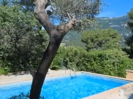 superbe villa familiale - piscine sans vis-à-vis- vue dégagée