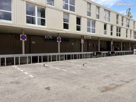 local d'activité 279 m²