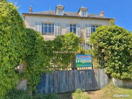 maison 6 pièces 220 m²