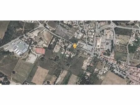 parcelle de 1512m2 en plein centre de régusse