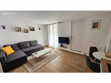 lot de deux appartements t2 + studio