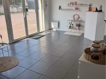 local commercial
