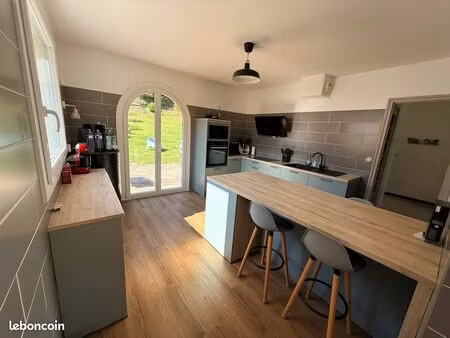 maison 7 pièces 144 m²