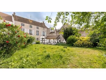 à vendre – élégante maison bourgeoise en plein cœur de ville