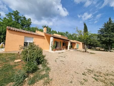 villa de 114m2 sur 2130m2