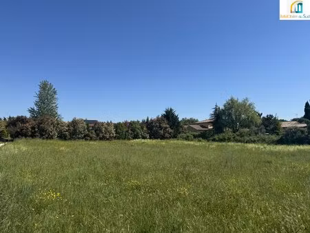 lezan terrain a batir