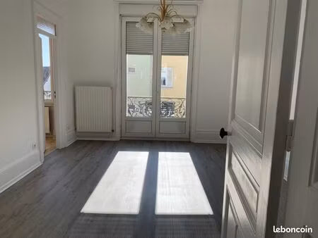 appartement 3 pièces 64 m²