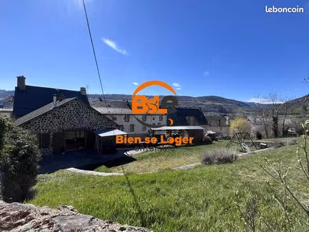 maison 4 pièces 148 m²