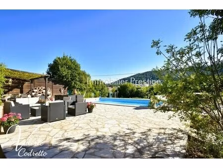 à vendre – grande villa familiale 185 m² habitable avec piscine sur terrain plat de 1 996.