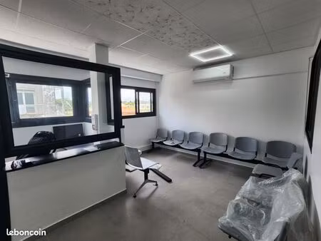 local commercial 54 m²