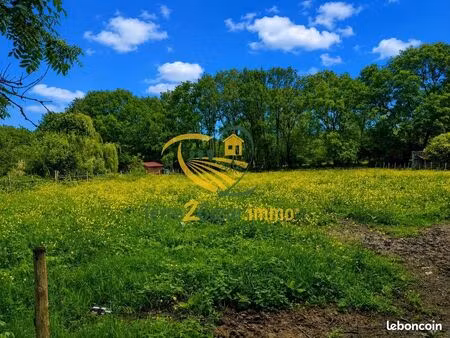 terrain 1800 m² allogny