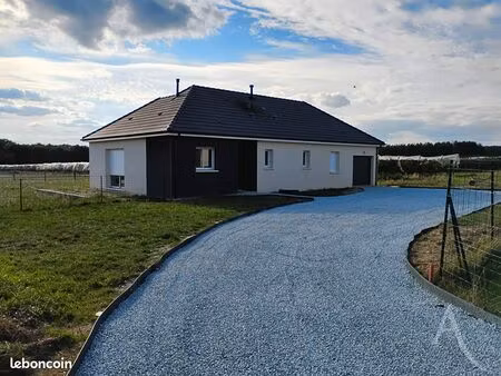 maison 4 pièces 93 m²