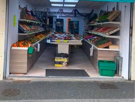 à vendre – magasin fruits & légumes