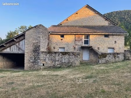 corps de ferme et ses annexes