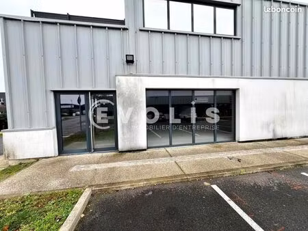 local commercial 81 m²