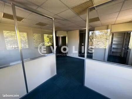 bureaux 250 m²