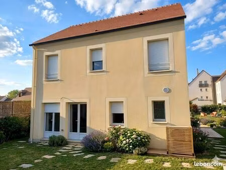 maison 6 pièces 122 m²