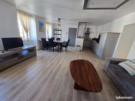 à louer – appartement t3 meublé de 73 m²