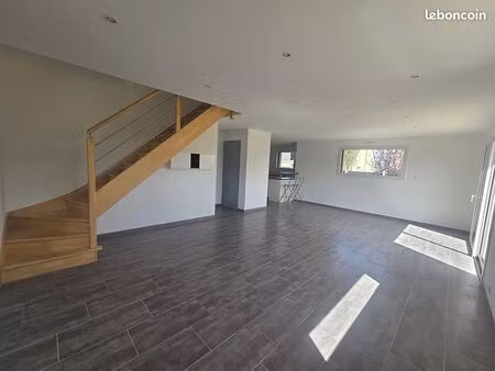 maison 5 pièces 106 m²