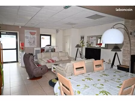 vend maison de ville