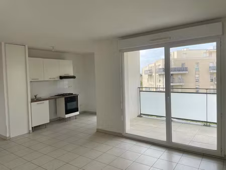 vente appartement 3 pièces 72 m² à bron (69500)  229 000 €