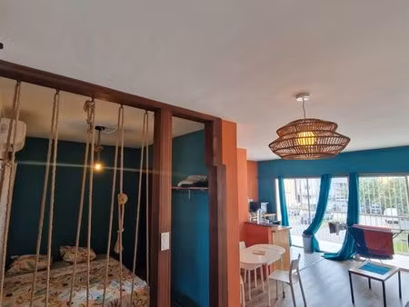 appartement rénové pour 34 m² + 15 m² de terrasse