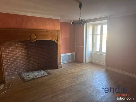 immeuble 105 m² allassac