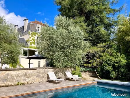 touvre  aux portes d’angoulême  magnifique logis du xixème  restauré avec jardin  dépendan