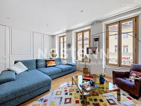 appartement 5 pièces 126 m²