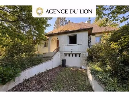 maison 5 pièces 161 m²