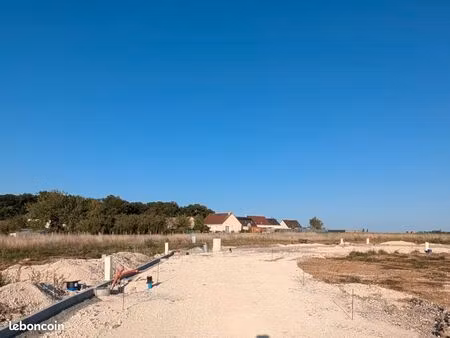 terrain 400 m² roinville