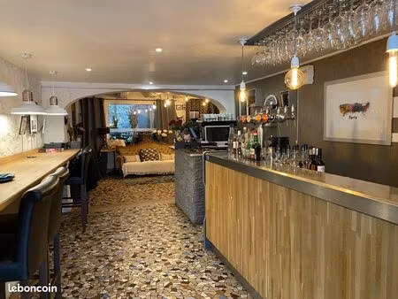 inconnu 24 pièces 360 m²