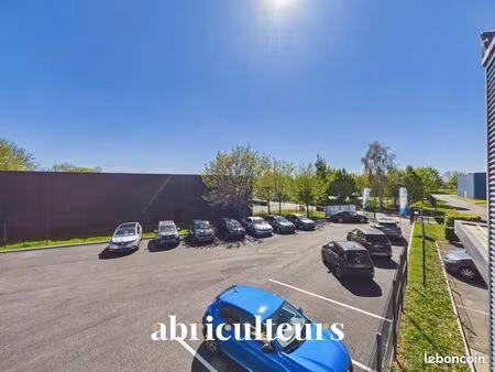 local commercial 44 m²
