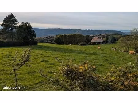 terrain 611 m² laveyron