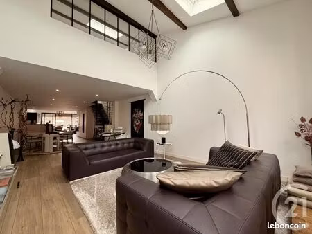 duplex 5 pièces 124 m²