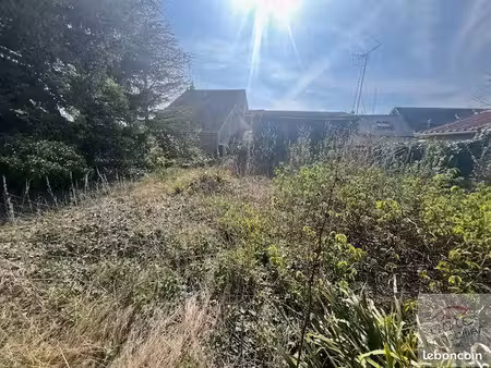terrain 300 m² oysonville