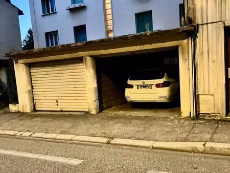 garage rue des alpes