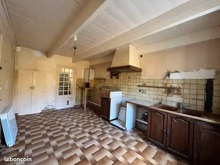 maison 3 pièces 77 m²